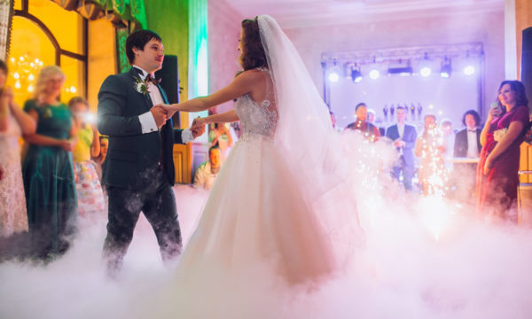 mariage avec fumée lourde